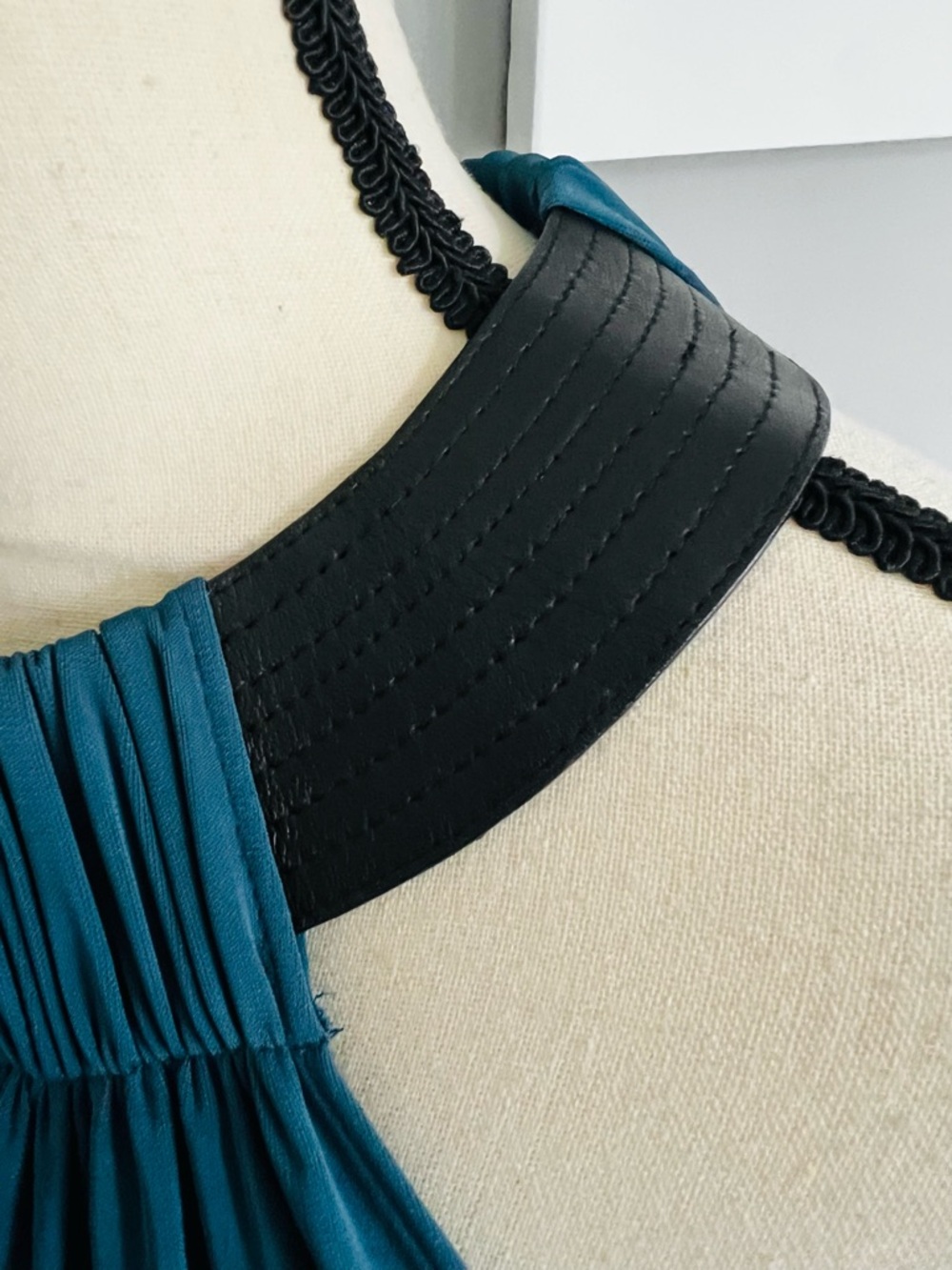 Cut25 by Yigal Azrouël Halter Neck Shift Dress - Picture 3 of 9